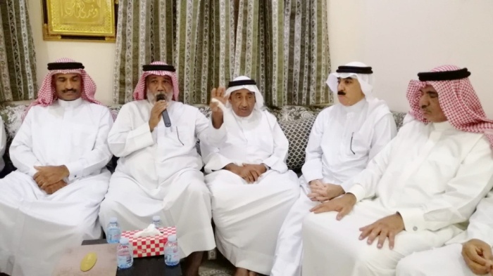 لقاء مع الشخصيات المتميزة في المجلس